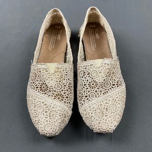 Beige Lacey TOMS 💫